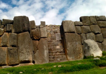 cusco-city-tour-sacsayhuaman