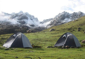 lares-trek-camping