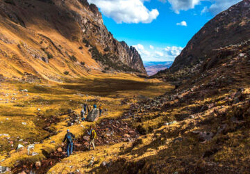 lares-trek-to-machupicchu..